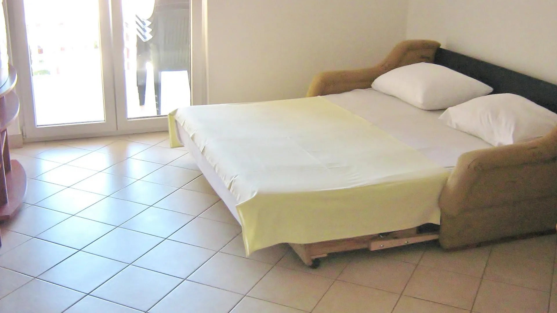 Гостевой дом Apartments Suhomont Паг